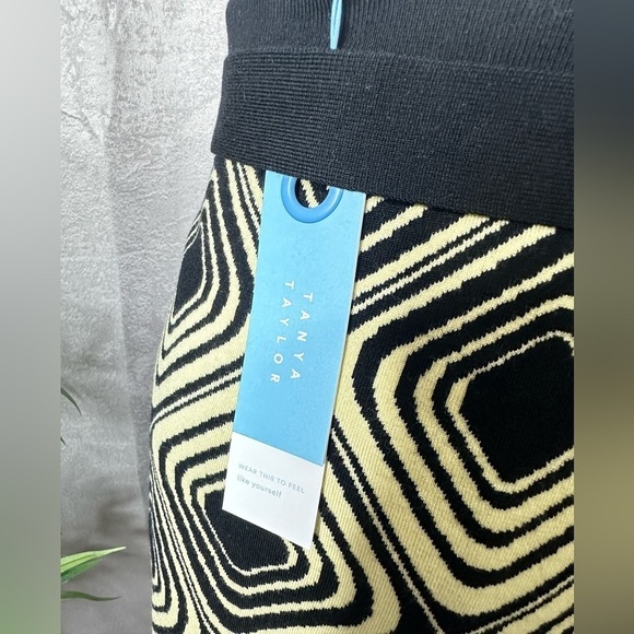 NWT Tanya Taylor Candace Geo-Jacquard Print Midi Skirt in Cream & Black Sz XS - Picture 10 of 13